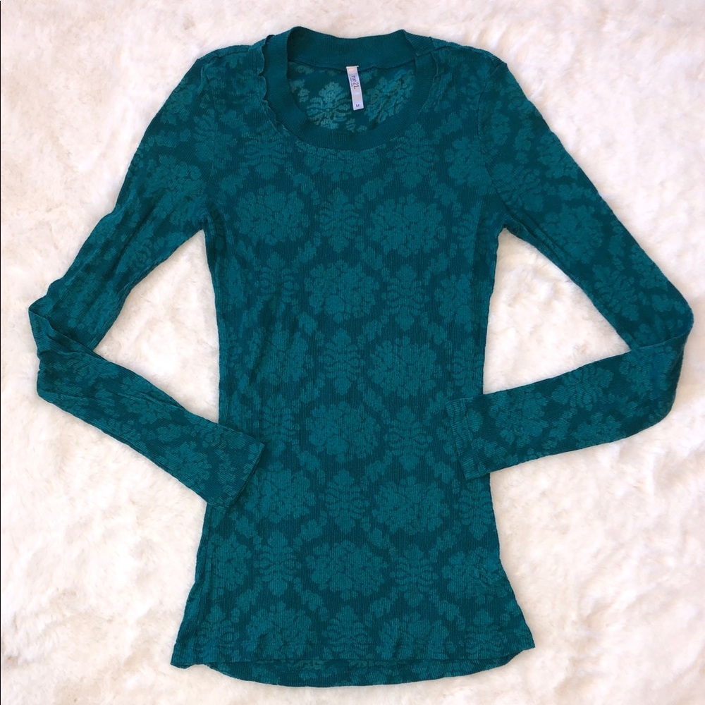 Rue 21 Women's Teal Long-Sleeve layering Top Size M
